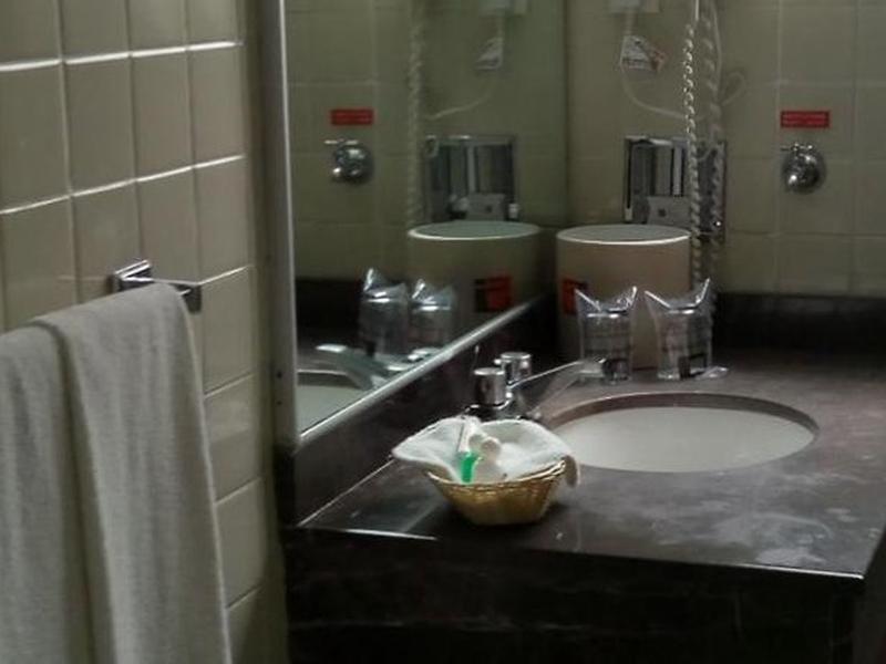 C5E02509C0765E79EB62E5BD378CA575