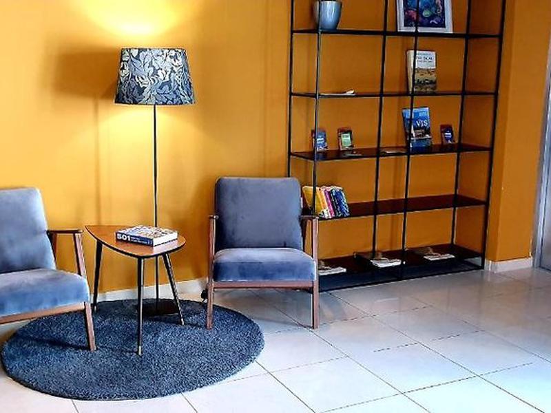 48B5F2E5BBBB7C68125DE98B2F3196E5