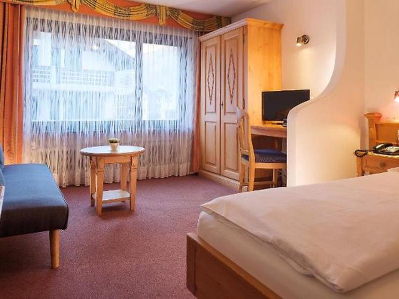 BCAFC11EDF213699415062D2B7A449EC