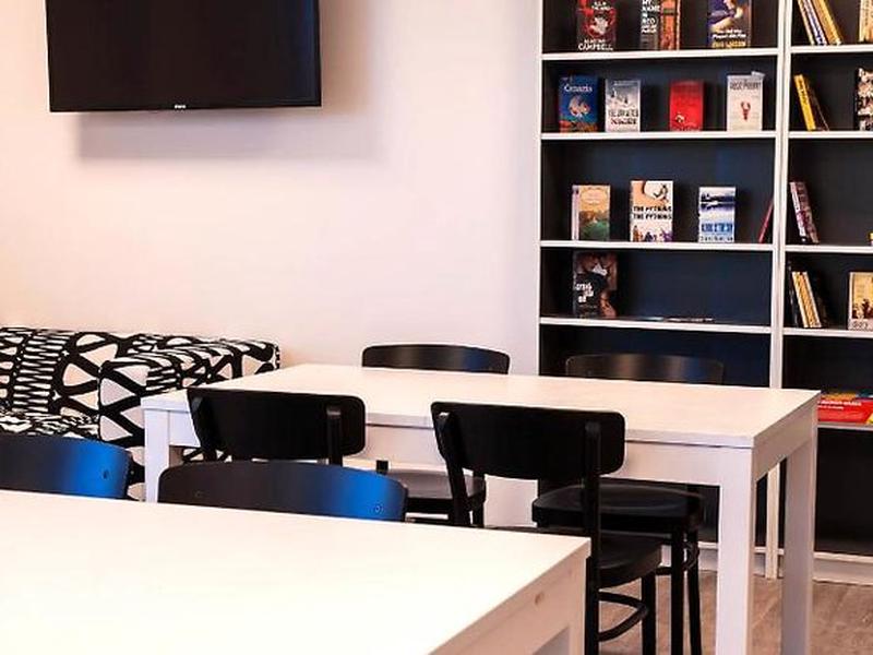 C6B02BFE7B17AB9DA069A460B8DDE740