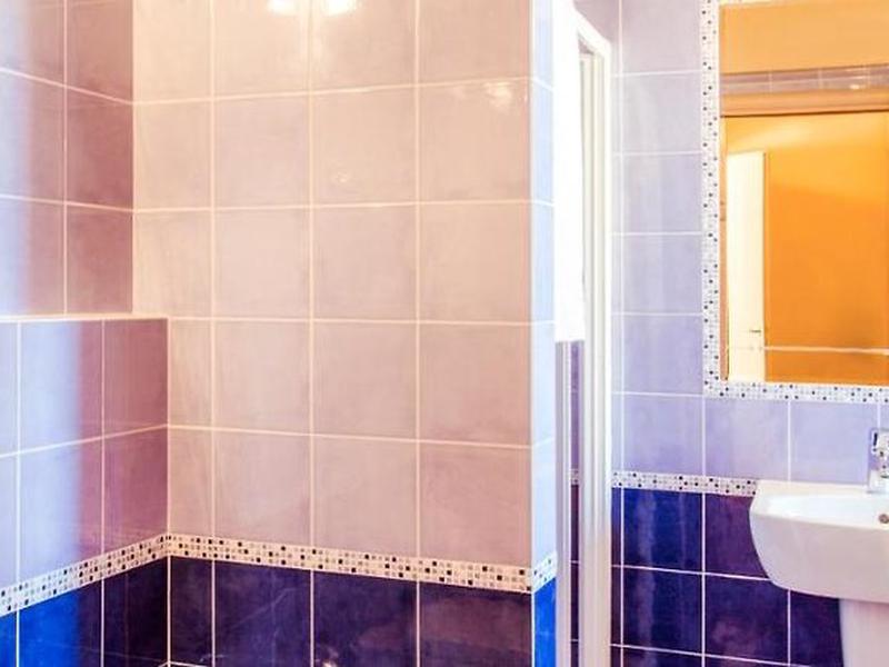 BFF6B093120E7E72FC07EAC6C0D97D70