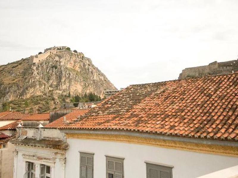 7DC6BE6EAD684303E5B8ED9A3D5DB858