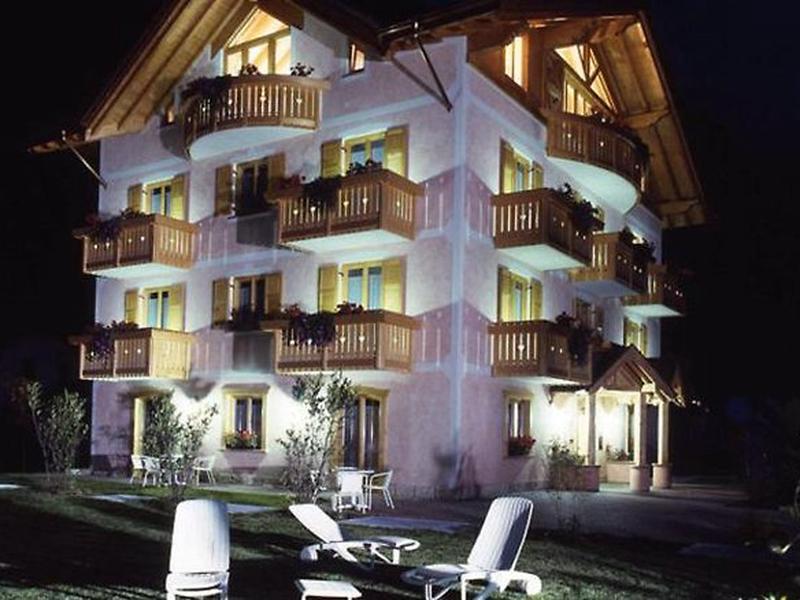 A13814F467C5100135AB11D41688A8CF