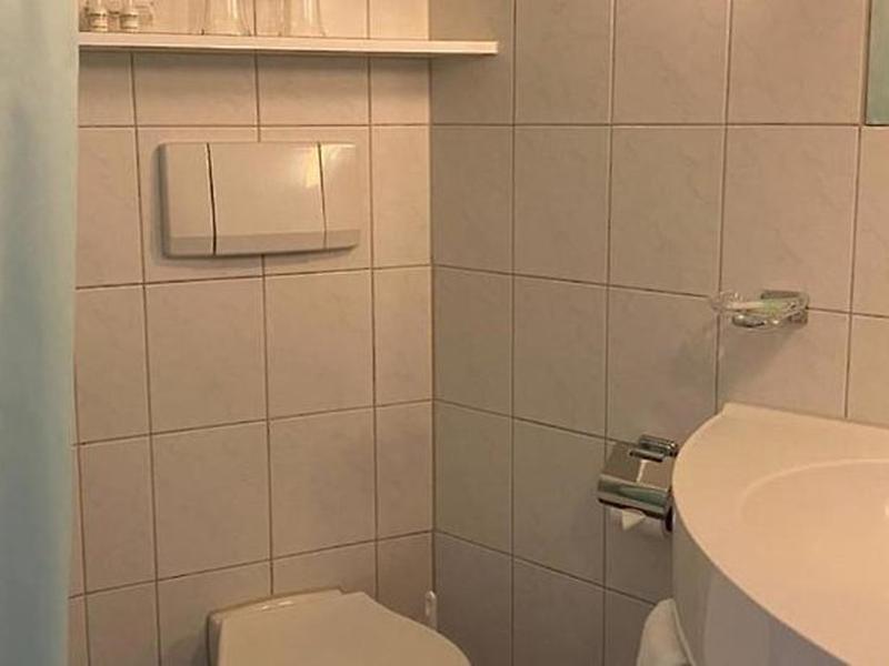 428A3FA9B4D63400F7D9FE5C21624D78