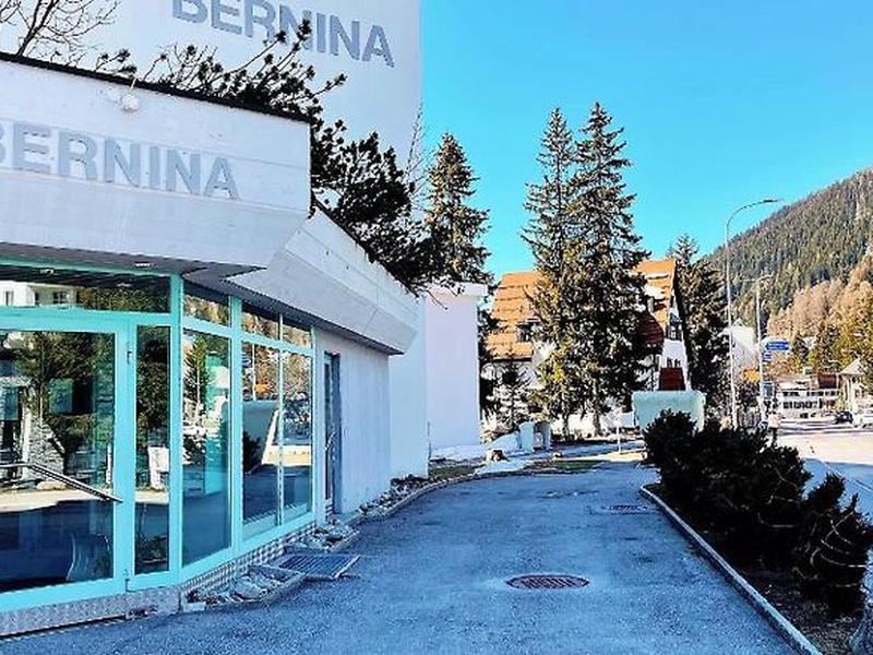 1FF8F0CFA5747341A011B128F1F1A561