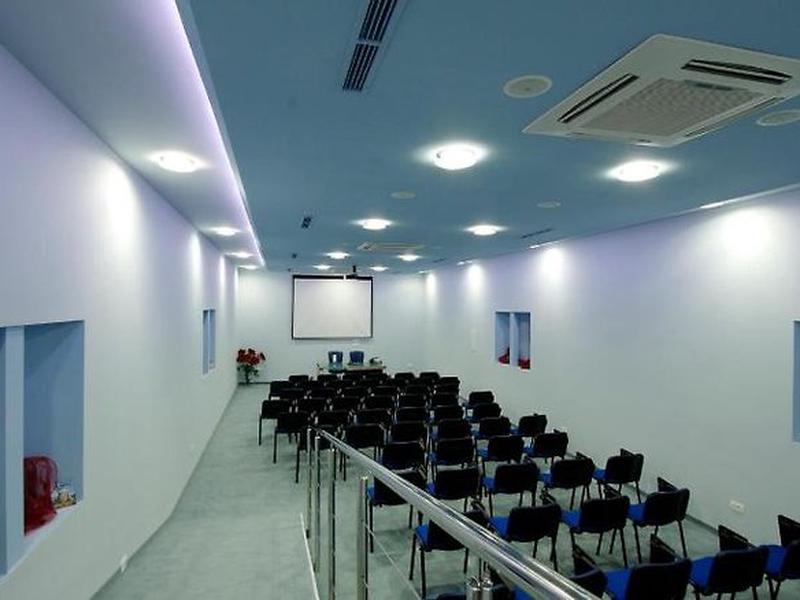 52B469BB59F9496517F16AACCE41C52B