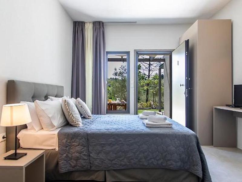 F488533BDACC046FCEB4E852725CBF7E