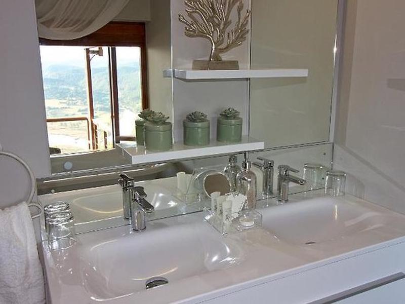 40ED3A339004F7F6AA3AE3F1839FE491