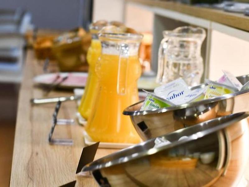 74DE38D41B2A1B5C79701F81CE818CAE