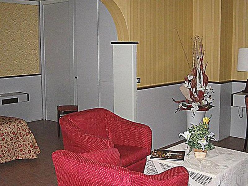 D21E240C73D1C7477AA487A3970AB6AA