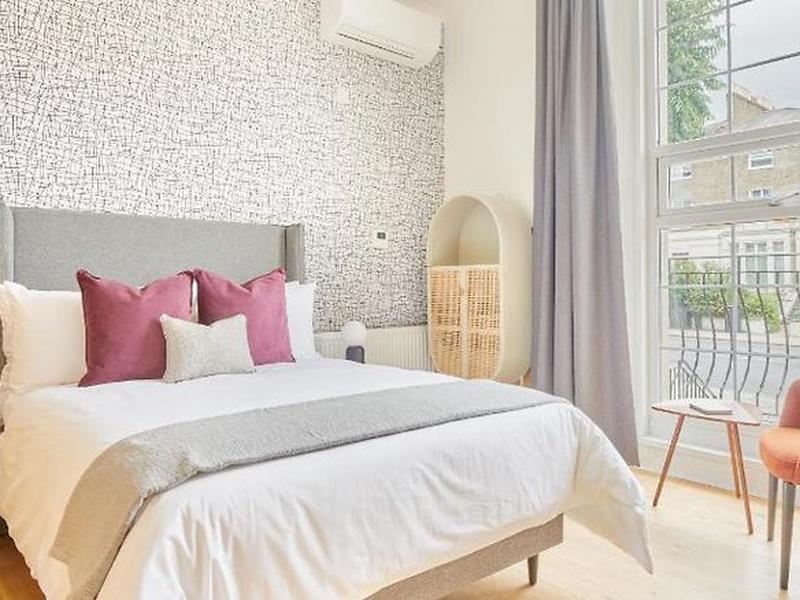 D32DC4505F42DD50E883607AD5C2F877