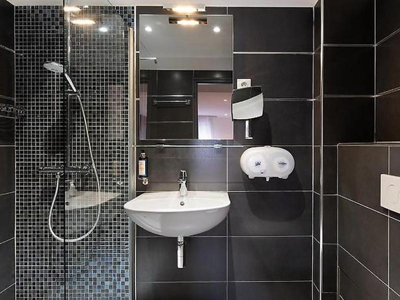 8FFDD67EEAC84510C91ED41333993D78