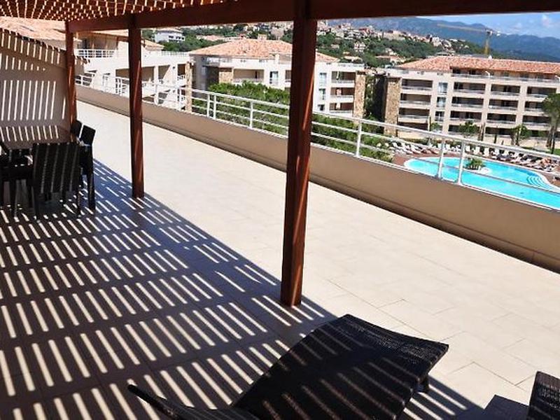 E5147C08A23B9CCE035F341CACE5AAB2