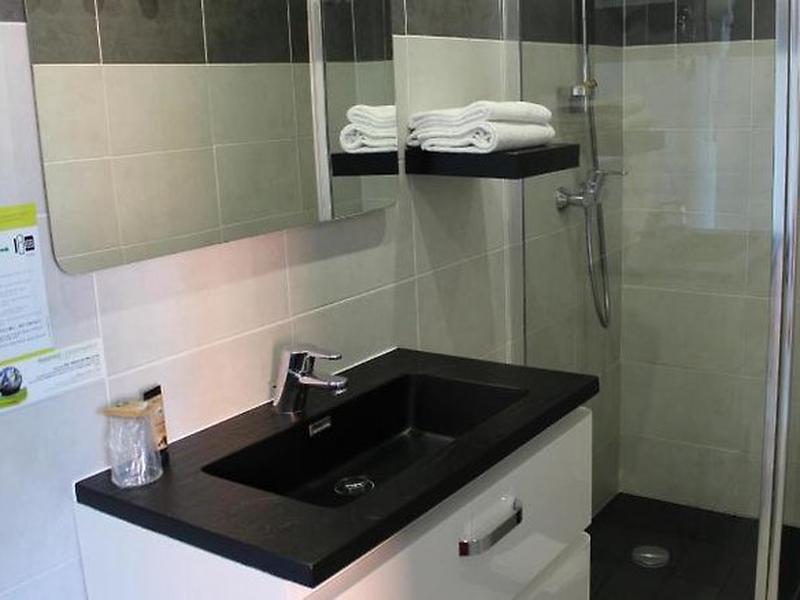 B601BAD29A9441EFAEB66998EB57125D