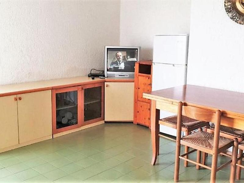 5719538B5B51FB6B0972D1D8590E2011