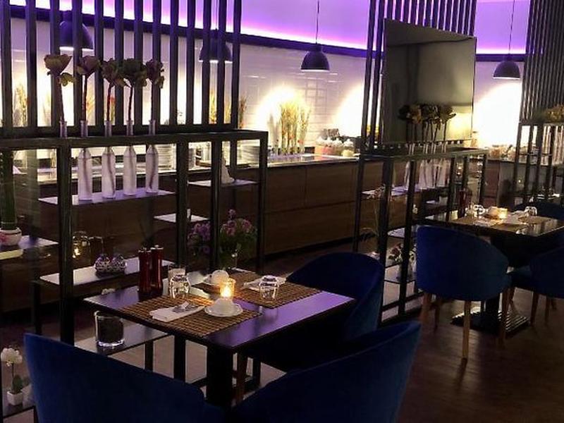 F165BA2A51E4450667E84796DD0ED095