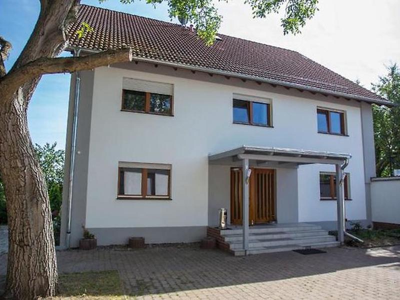 5B8D052FB80C4E177D0A203A2F576521