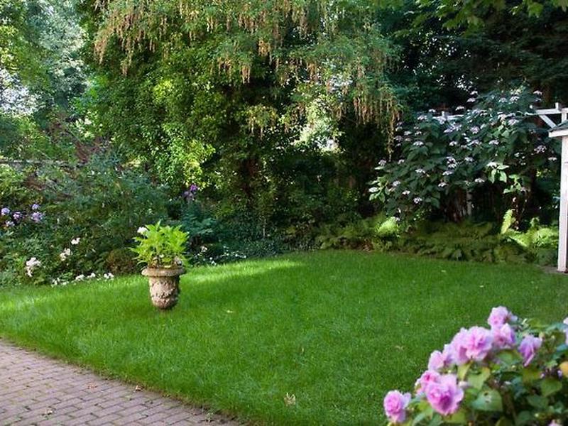 2DB9E85FD696F09D2F28E28E04B63191