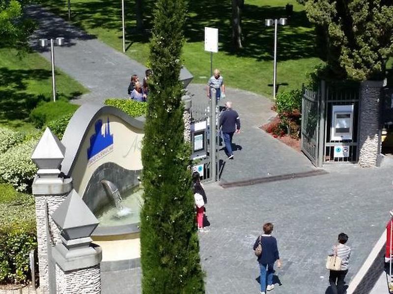 CF3734018B3F96E4C5929A84DFA34B1B