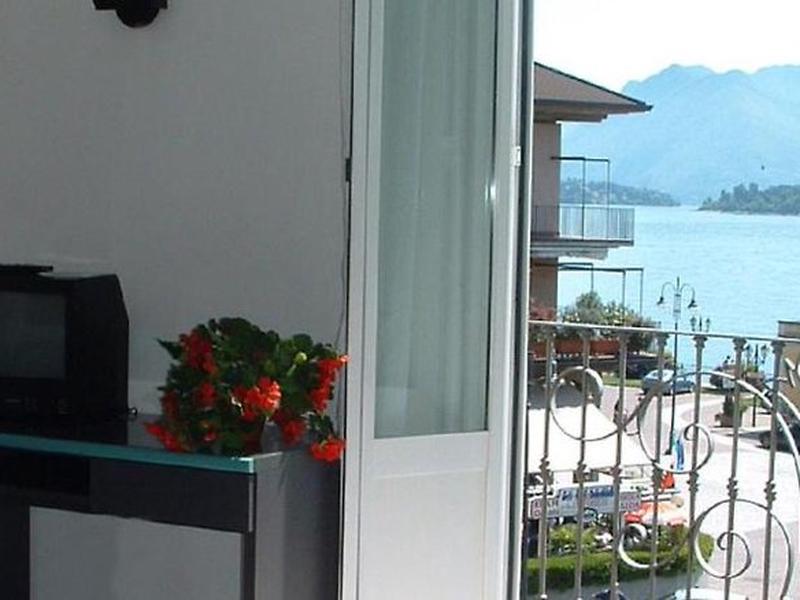 C7307240DA05F595017CB9E7AE80D21C