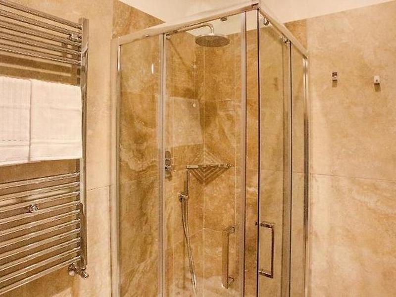 F5B420A851D1796117079CFC9A32B2CE