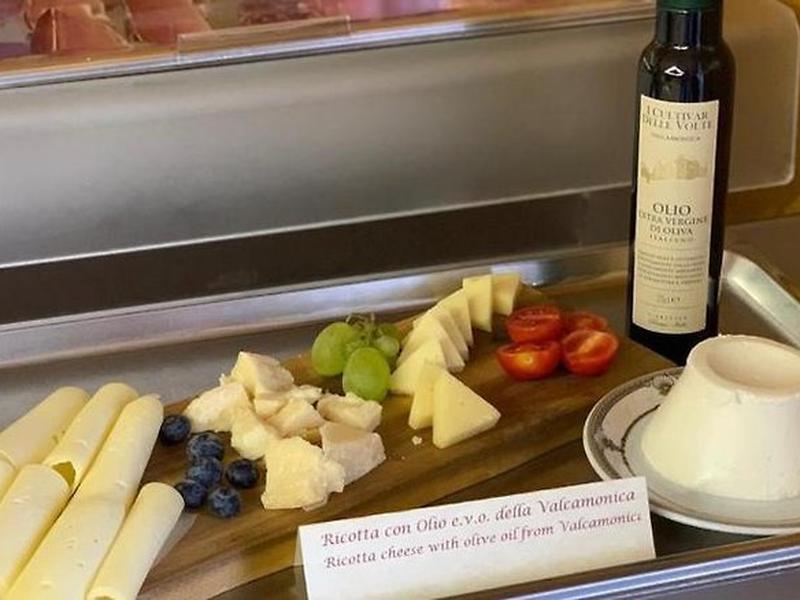 4AF28964E0FB246EE33448A509520E7A