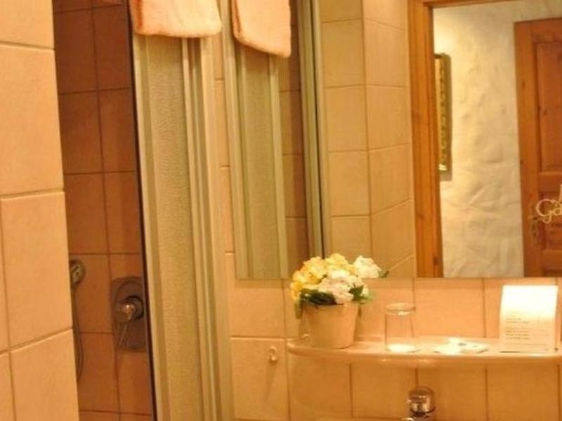 13D816304E4E8CD6B2D8D1CE7A7EC94B