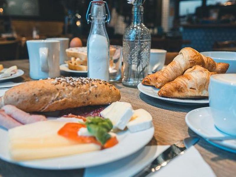 165F2157614F4B6BC4580EAFFEBB9F53