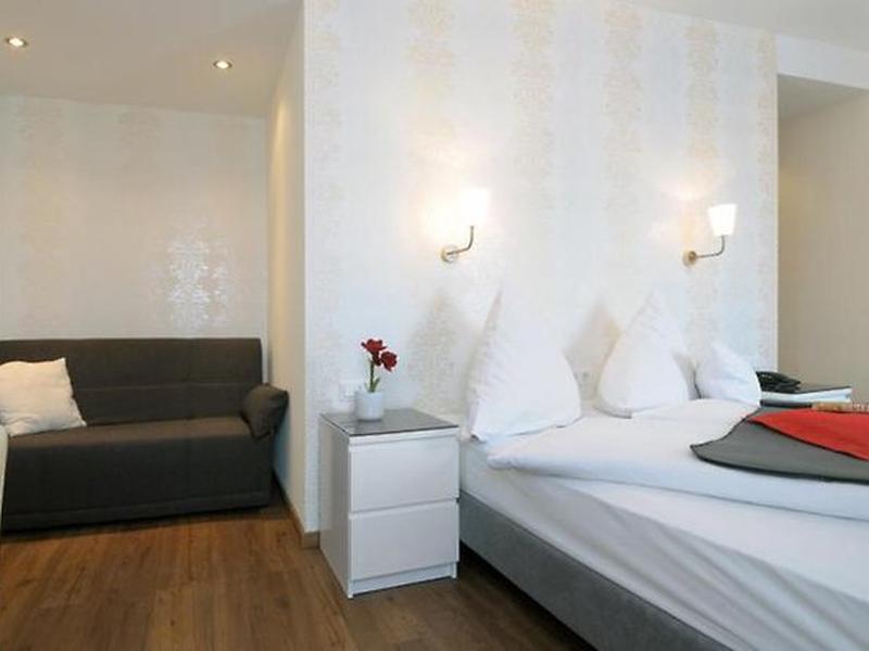 6110E4D7A949B33596D506A738942E6B