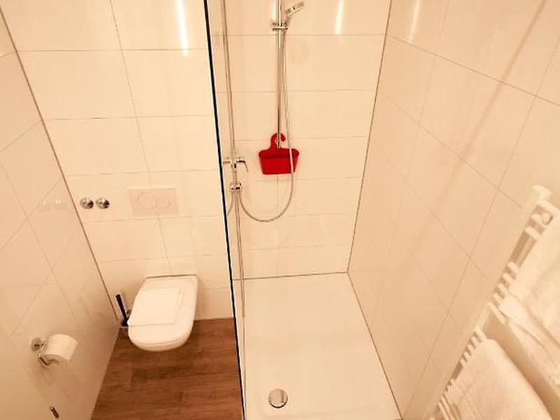 A77DC30A81E322F883D096E41CAA3B50