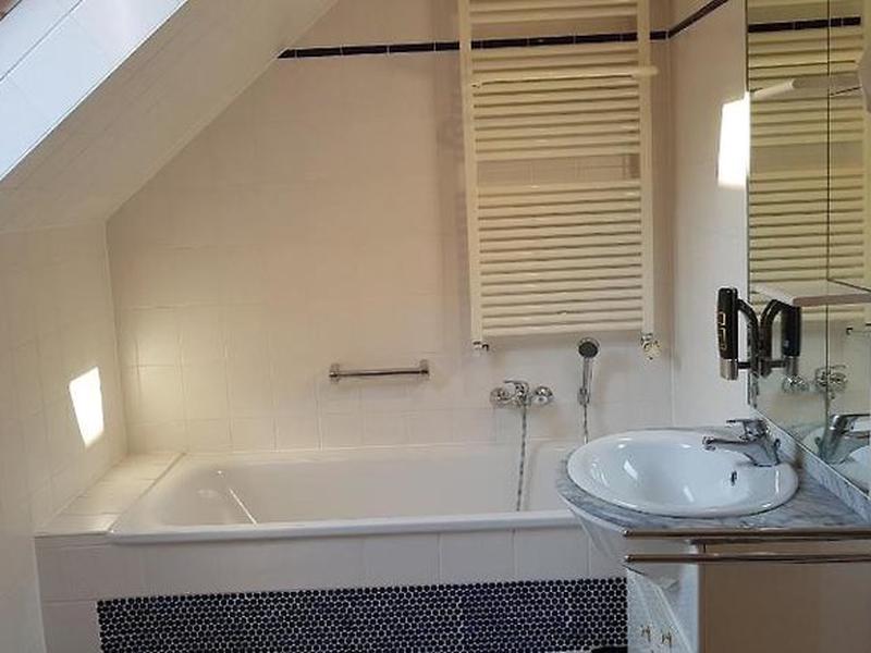 4A7D395F97CF4D00363FEF8C12EB71F4