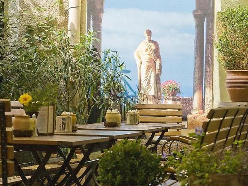 FE717F140D7394DC83C50944C3B61B23