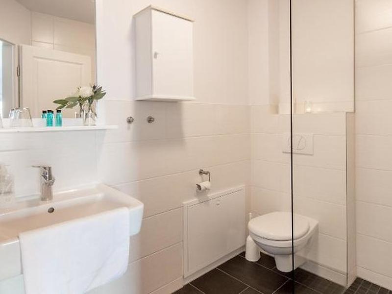 933599A52315847648BE36B0996C5F42