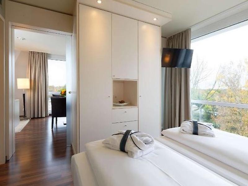 BC932E5D3BA7205D03F07F904C324C0B