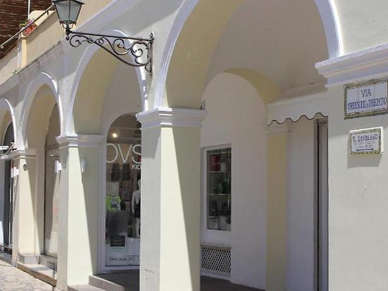 790C72EA7FE0BEC12138428523ADACA2