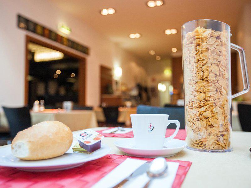 36219EAAEF25894DAA3A8B3F396D51FA