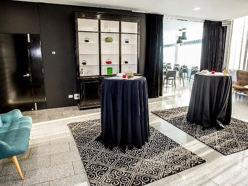 5154FCEE028A051F819493803D0FFE25