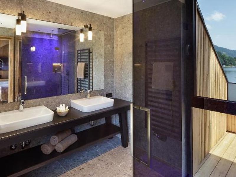 8F7C2B19876FA8FC5DCF9B06294B25F9