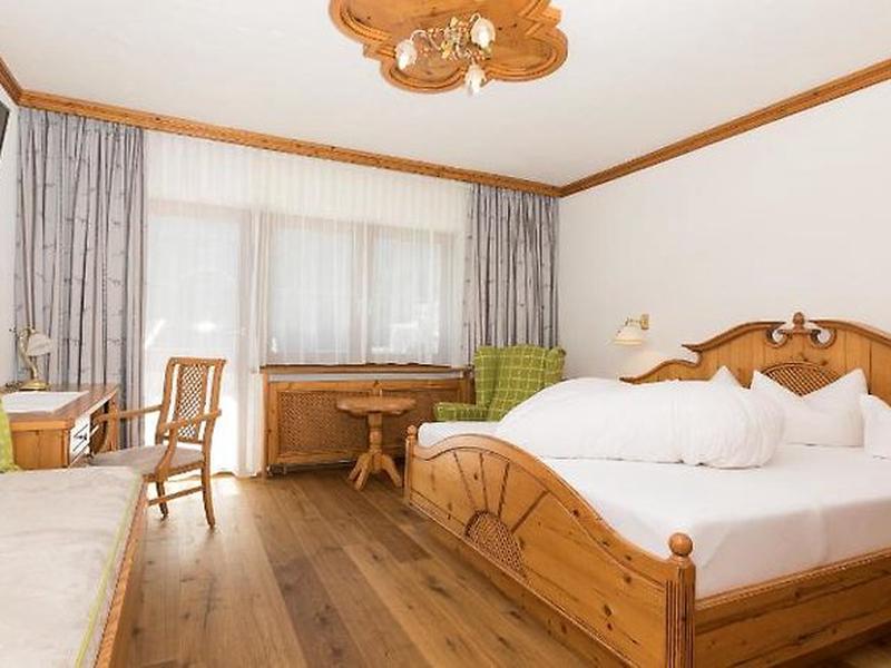 A7627F24DB5552CCFA1F6FE8EE411011