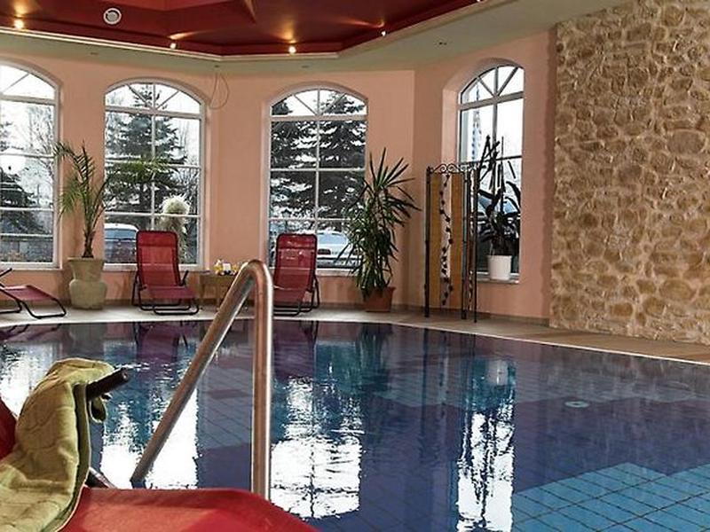 C7AD6E3BDD909E93F272C7CD127D16AC