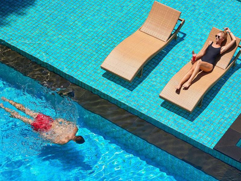 24EA08B462F37EC0ABB733F9AD54C887