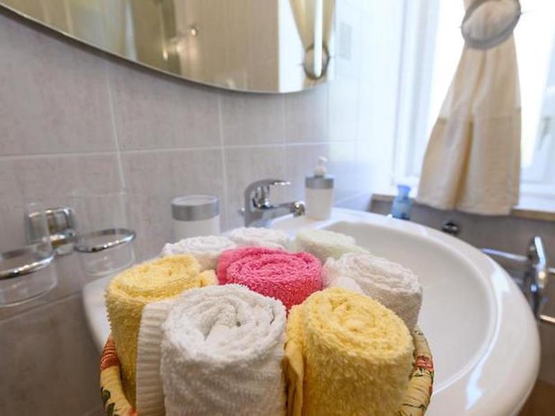 B4A80C55A89AEA3DF1B96B40266D329E