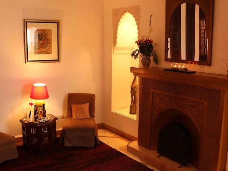 ABD8D3113AEB4A84E05DD7B3F26C39AE