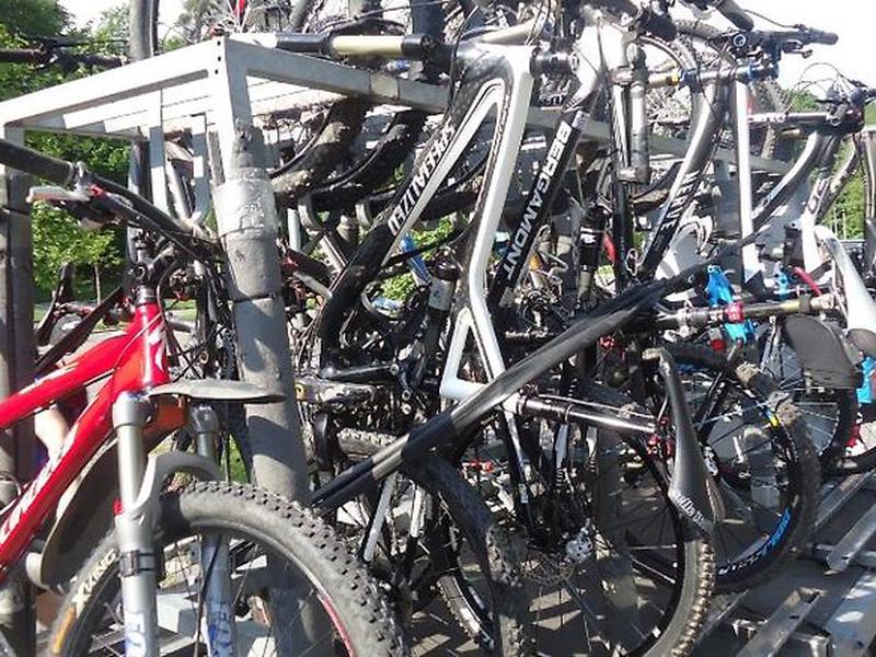 DEB547C20B8EBFBCC6106B79636A76EE