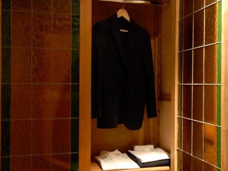 DE0933403FC8E4715EBB992E0B52FEAB