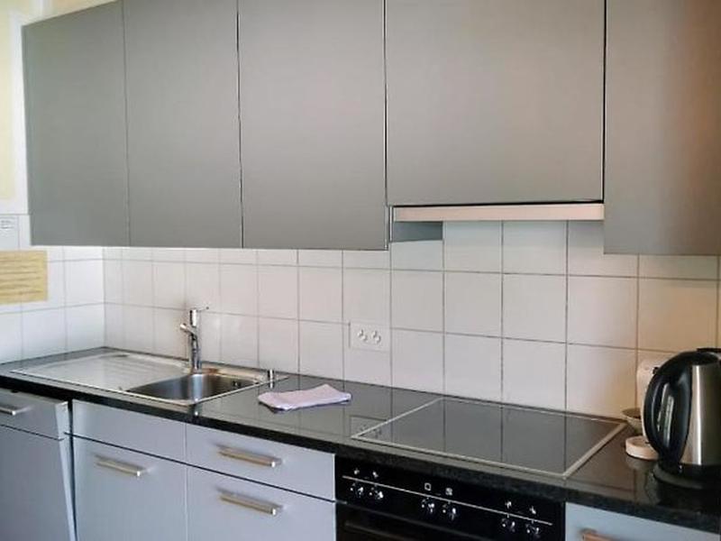 3B24062A573BCB0B15D2893ABF55B4D0