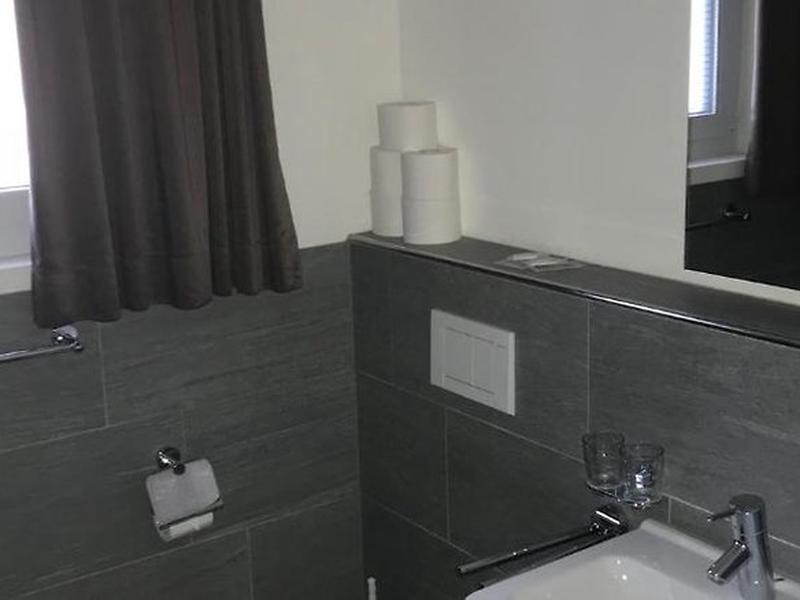 7F8EBB381958B9559B1AED3E01B6831C