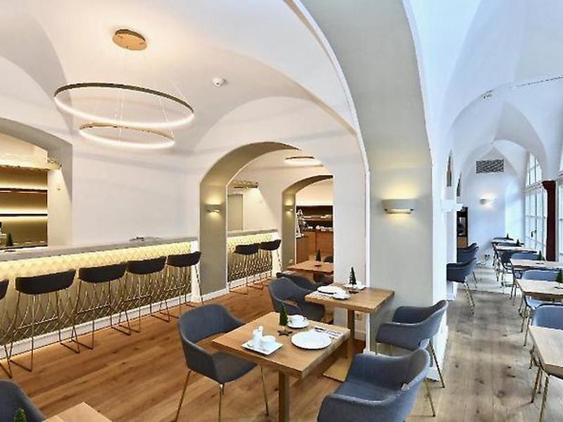 946E9E1C0DF935A7CF0F2D83A0E8D26F