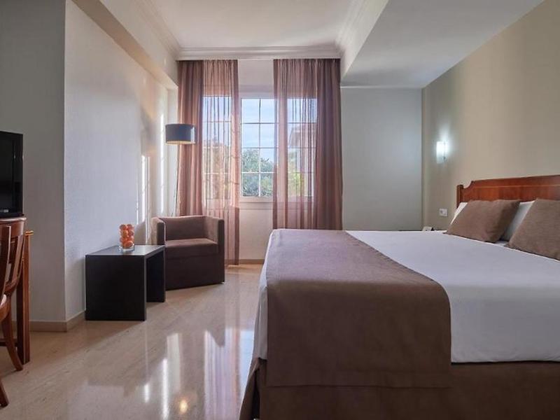 B52391D0BB13663E70EEAC62A4B942AD