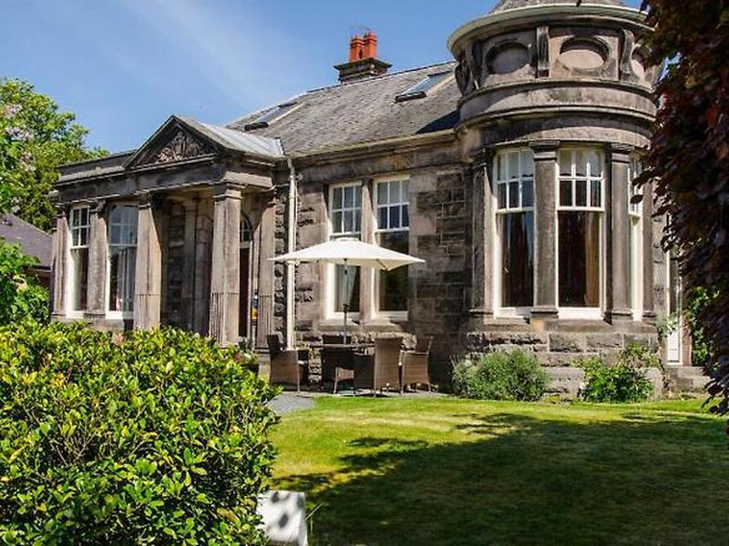 53384EED4DDE3BAA641EB14A11C9967C